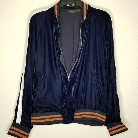 Zara Jackets & Blazers - Zara Trafaluc Outerwear Velvet Jacket size m nwot